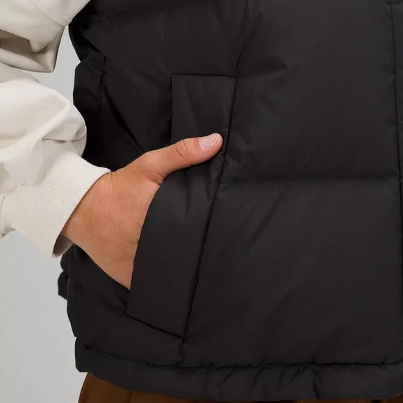 Lululemon Wunder Puff 600-Down-Fill Cropped Black Vest - Picture 4 of 13